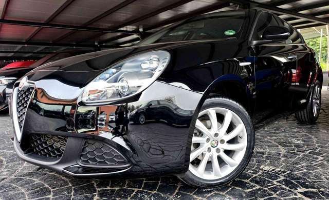 Alfa Romeo Giulietta SPORT BLACK NAVI AUTO PARI 