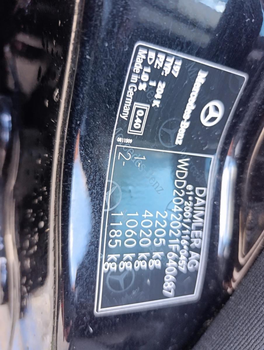 Mercedes-Benz C220 2011 — photo 19