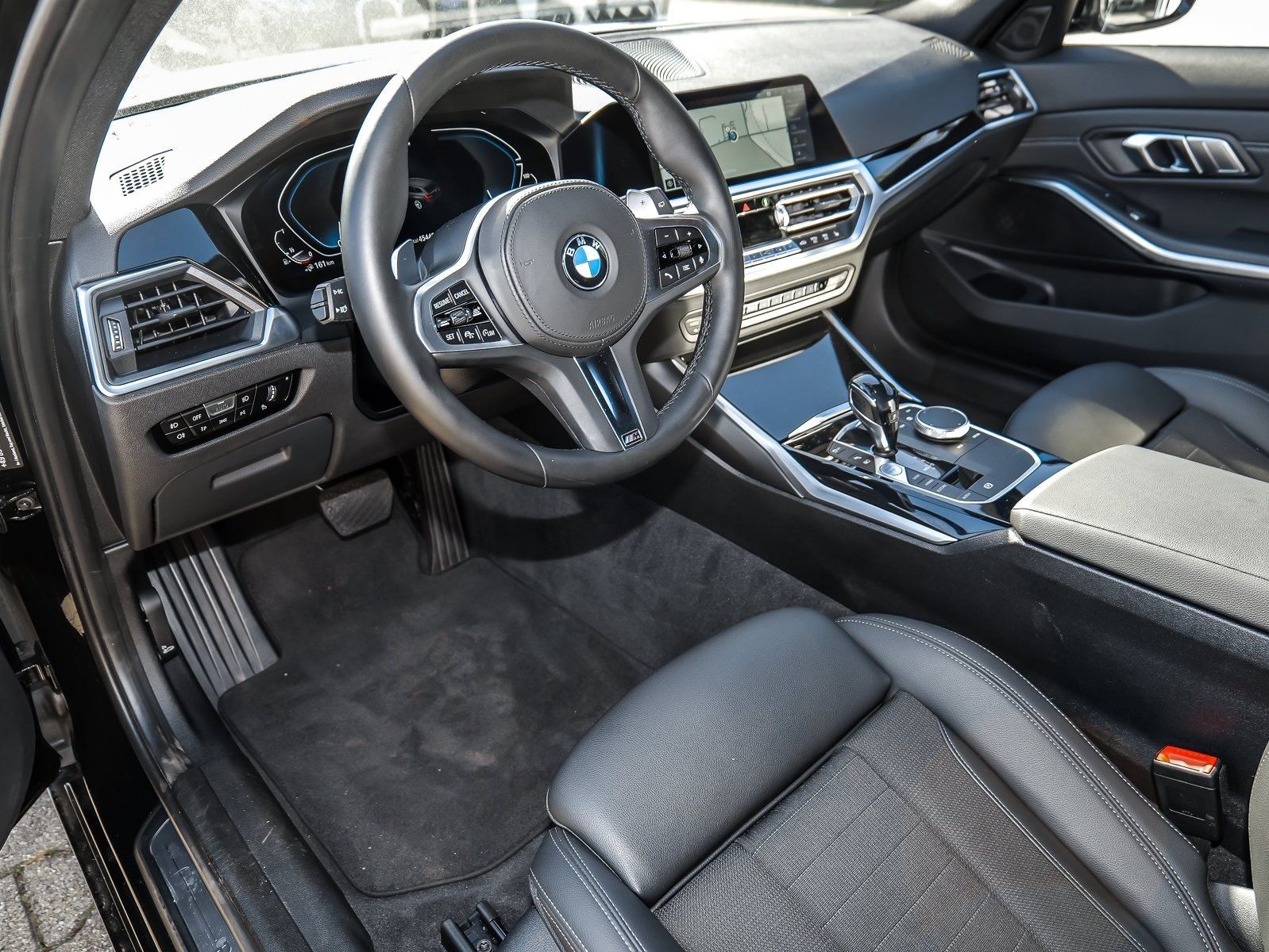 BMW 330e Touring Sport Line Navi+LED+ACC+AHK+Hifi+Sp foto 16