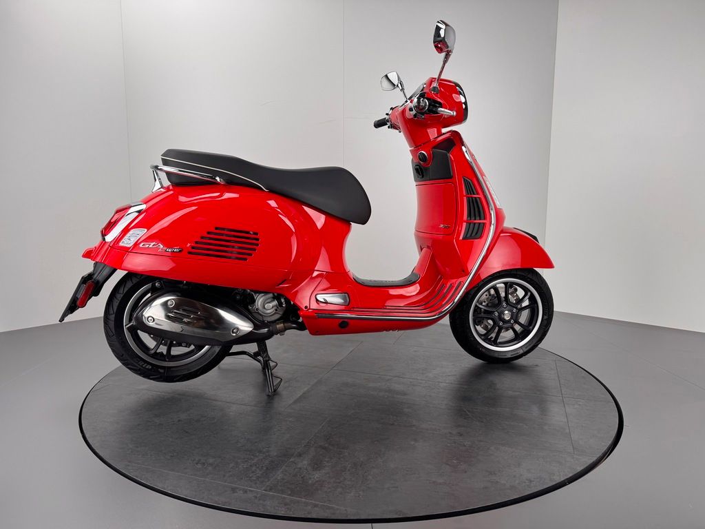 Fahrzeugabbildung Vespa GTS 300 SUPER HPE E5 *TOP-ZUSTAND