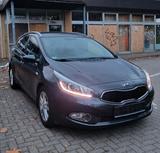 Kia Ceed / 2. Hand / TÜV neu / Diesel und ... - Kia Kombi 2014 Cee d mit Diesel-Antrieb