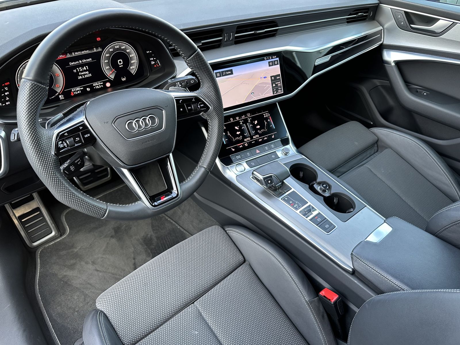 Fahrzeugabbildung Audi A6 Avant 40 TDI S-Line NAV+LED+ACC+BANG&OLUFSEN