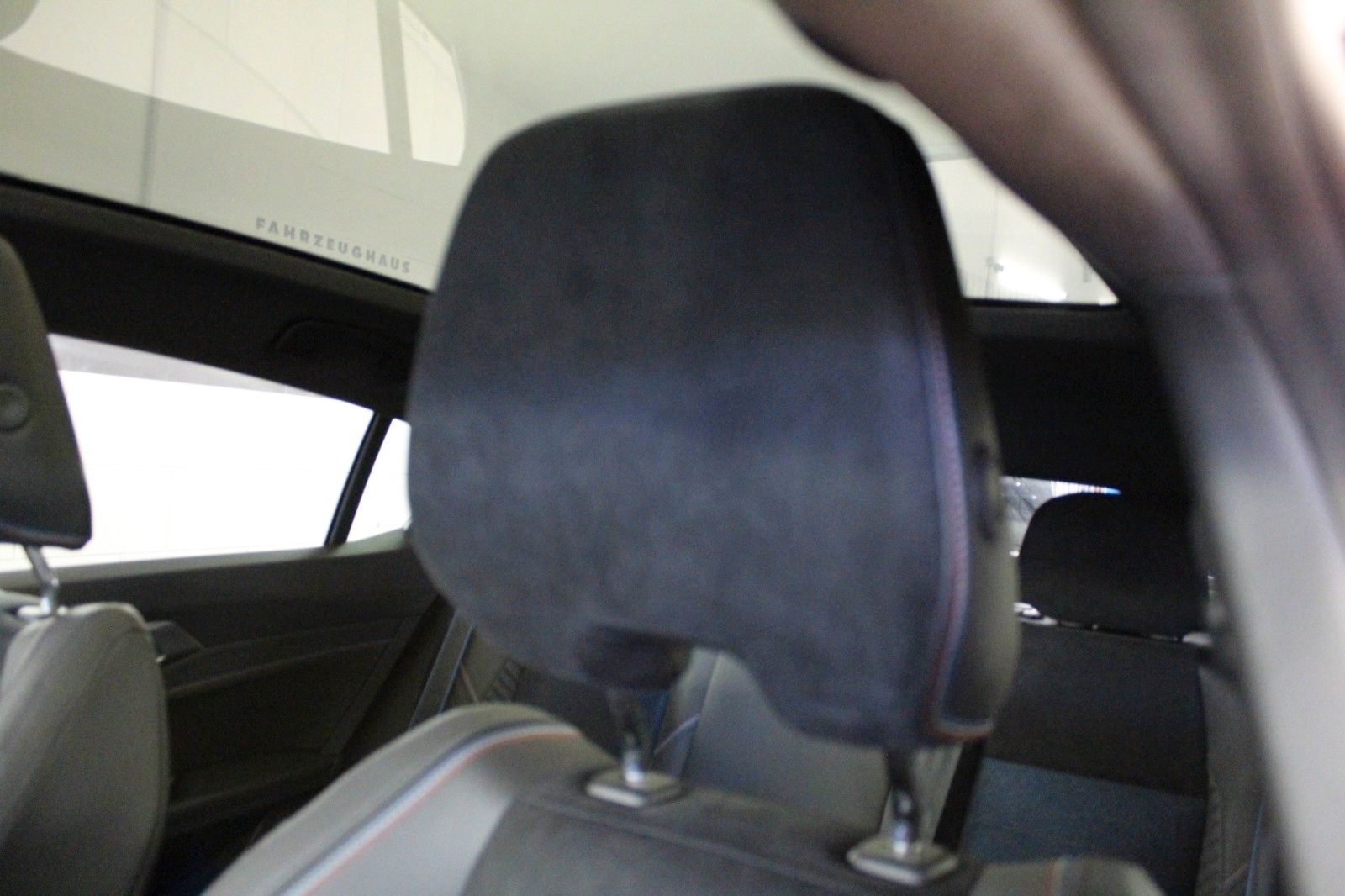 Fahrzeugabbildung Renault Rafale Hybrid E-Tech 4x4 300 PHEV Atelier Alpine