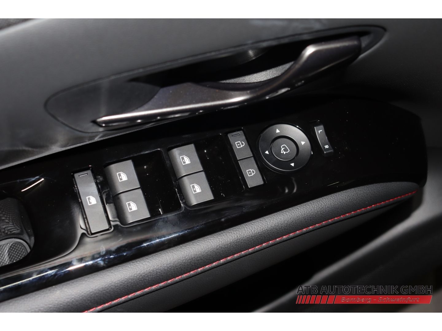 Fahrzeugabbildung Hyundai Tucson N-Line Hybrid MY27 1.6 T-GDi 239 PS 6-AT
