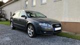 Audi A4 1.6 Avant - Audi A4 mit Benzin-Antrieb: Kombi, Klimaautomatik, 1.6