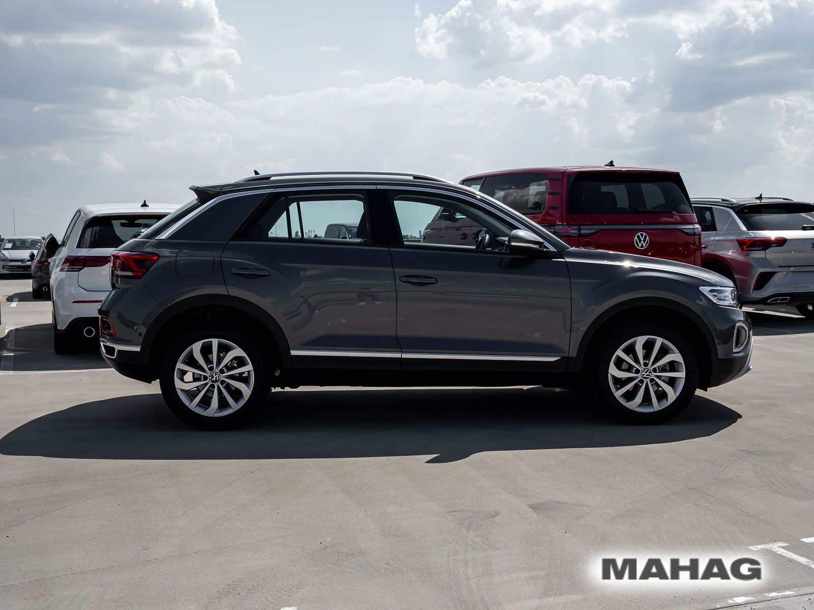 Volkswagen T-Roc Style 1.5 TSI AHK ACC LED Navi RearView P foto 5