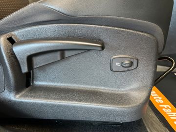 Renault Scenic III Grand BOSE Edition *7Sitzer*