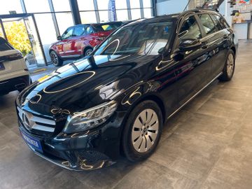 Mercedes-Benz C 220d T-Modell *NAVI*LED*AHK*MBUX*19%*