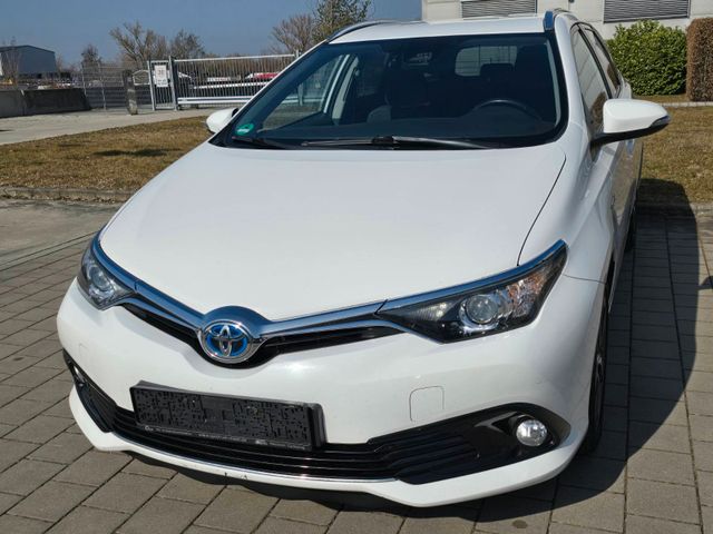 Toyota Auris Touring Sports Hybrid Edition-S+