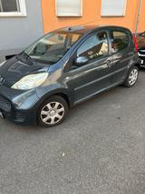 Peugeot 107 - Peugeot 107 in Stuttgart