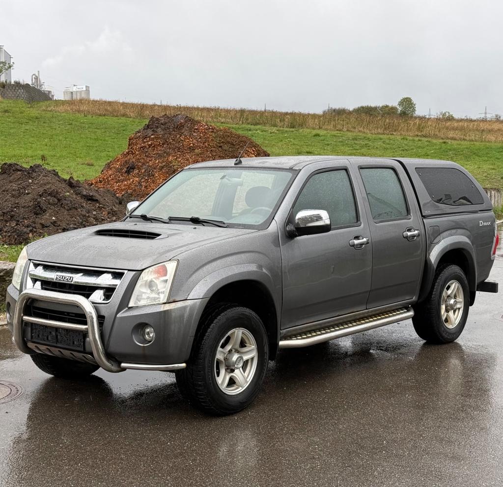 Isuzu D-Max Pick-Up Double Cab 2.5 TD 4WD *KLIMA*ALU*
