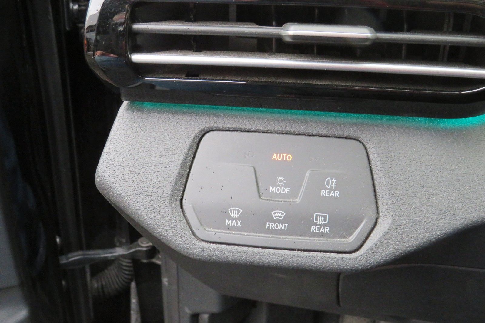 Fahrzeugabbildung Volkswagen ID.5 Pro 128 kW ASSISTENT-PAKET ACC AHK SITZH