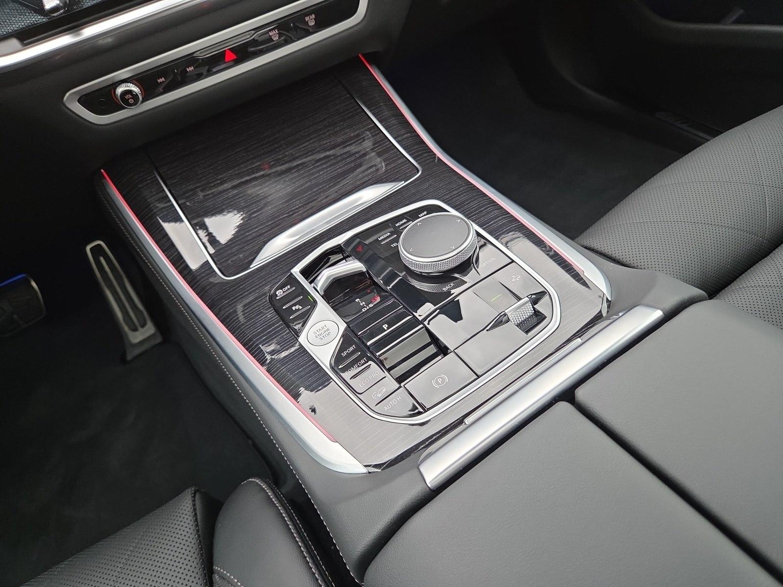 BMW X5 xDrive30d AHK 360° STANDHZ HEAD-UP PANO RFK