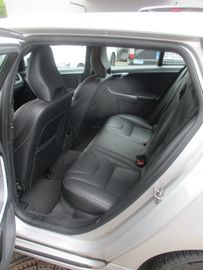 Volvo V60 - 10