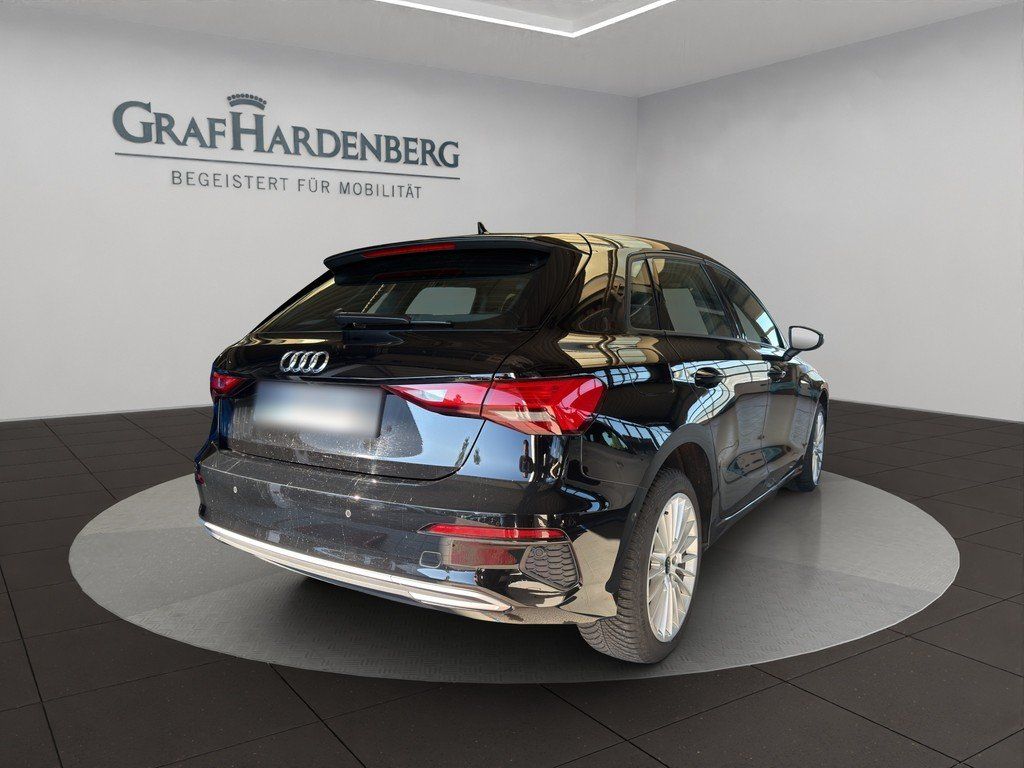 Audi A3 Sportb. 40 TFSI S tronic advanced Navi Pano imagem 3