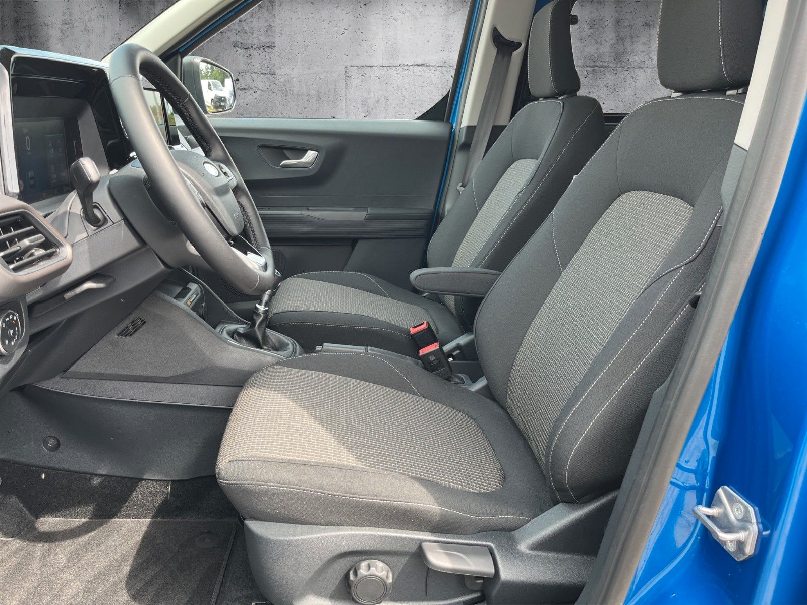 Fahrzeugabbildung Ford Tourneo Courier Trend