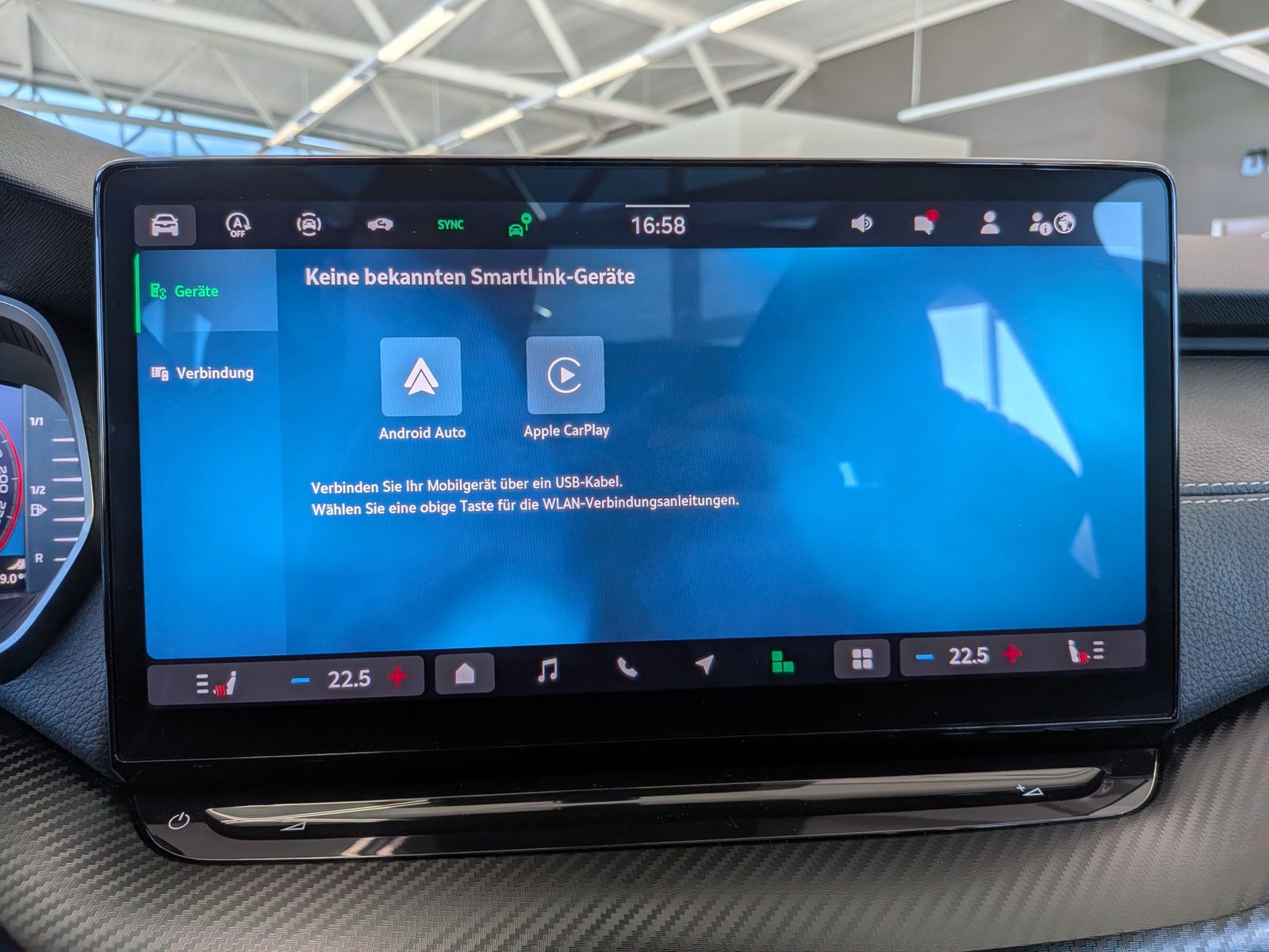 Fahrzeugabbildung SKODA Octavia 1.5 TSI Sportline Pano Matrix AHK 5J-Gar