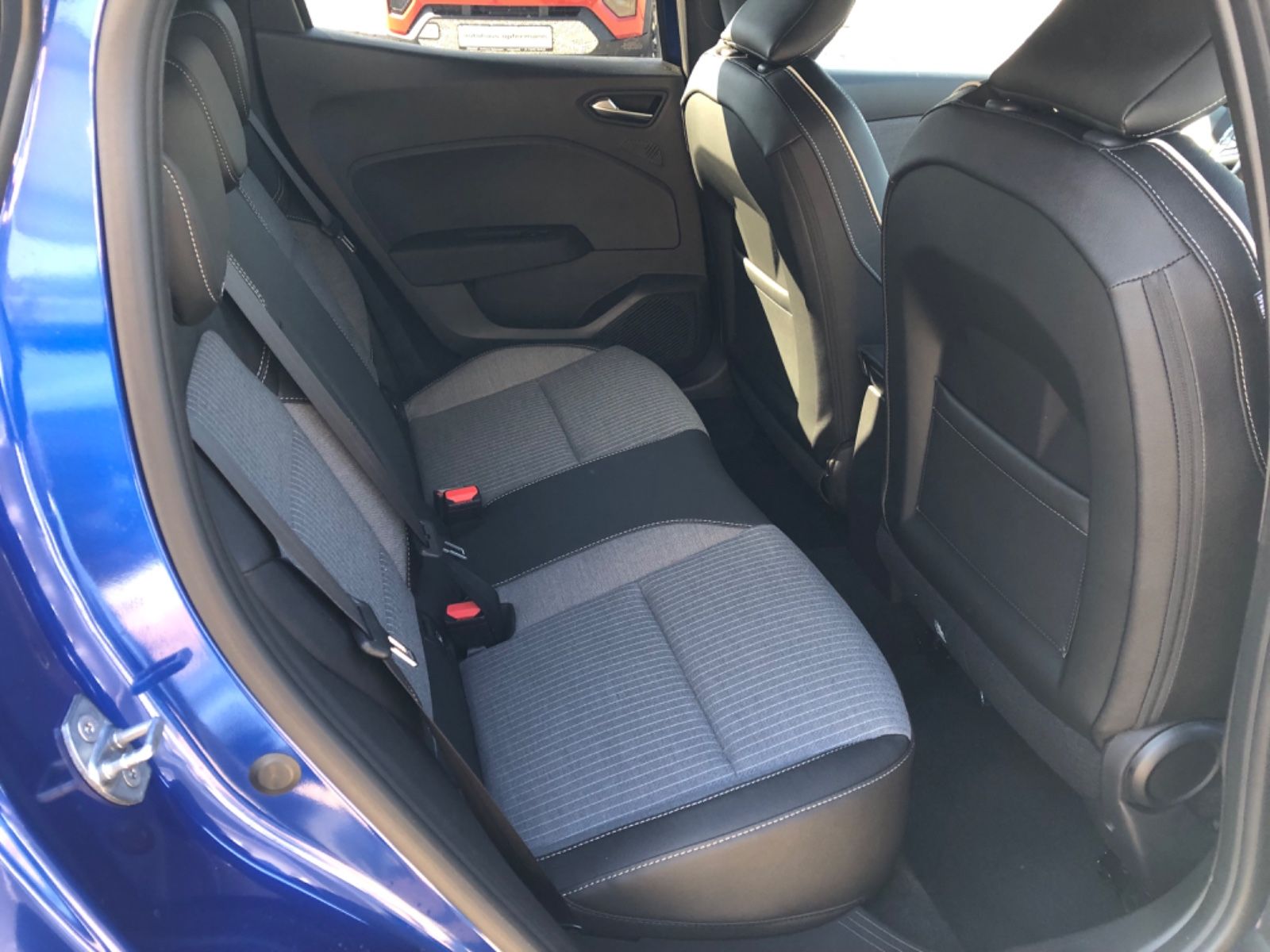 Renault Clio - Bild 18