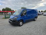 Peugeot Boxer Kasten 335 L2H1 Pro BlueHDi 140 - blaue Peugeot Boxer