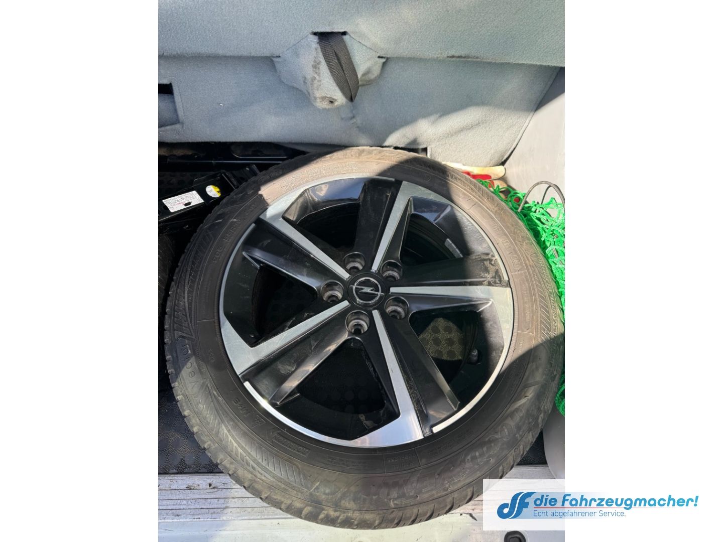 Fahrzeugabbildung Opel Astra L Sports Tourer Navi Kamera *UNFALLSCHADEN