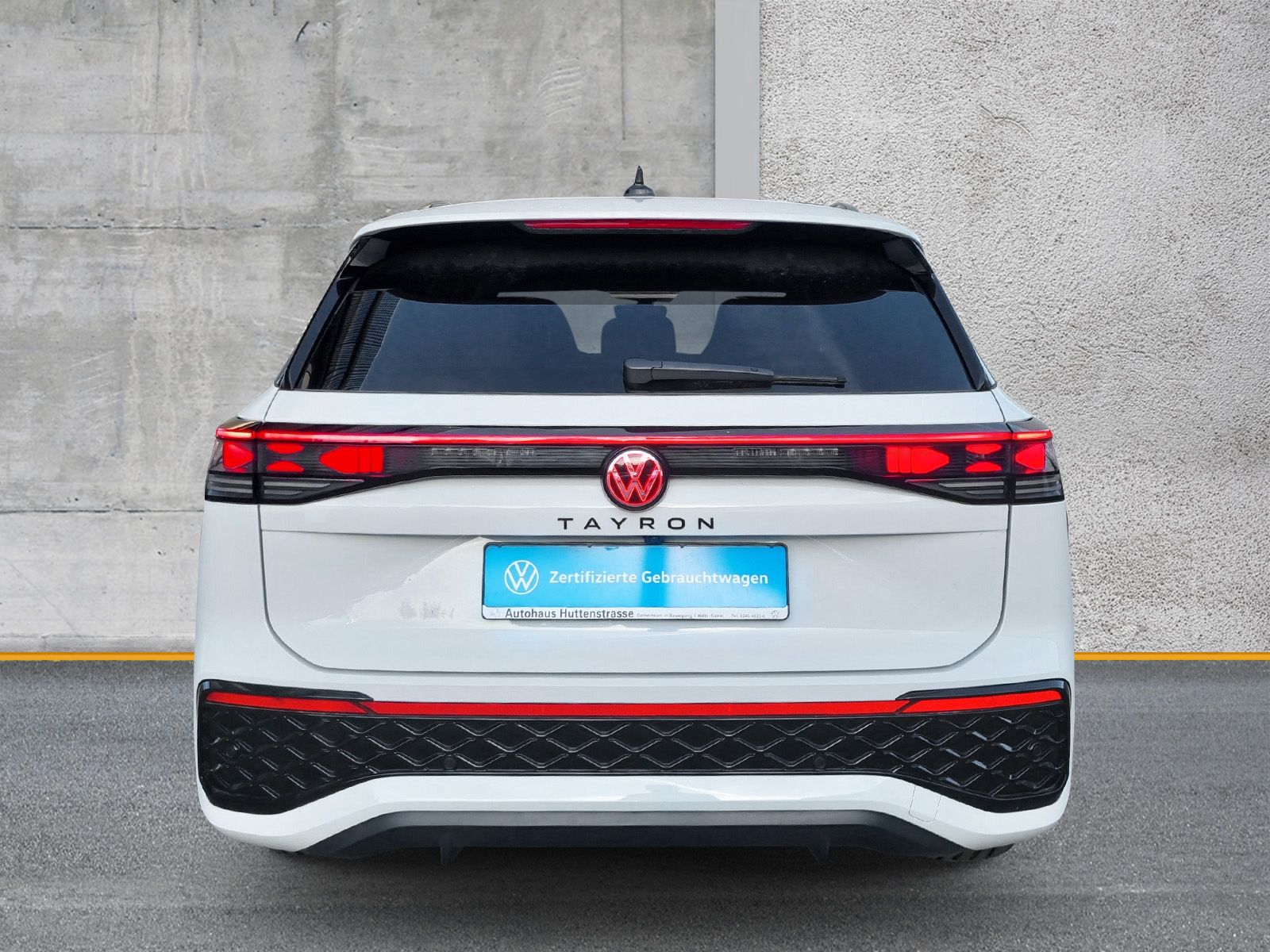Volkswagen Tayron 2.0 TDI DSG 4M R-Line Black Style AHK MAT foto 4