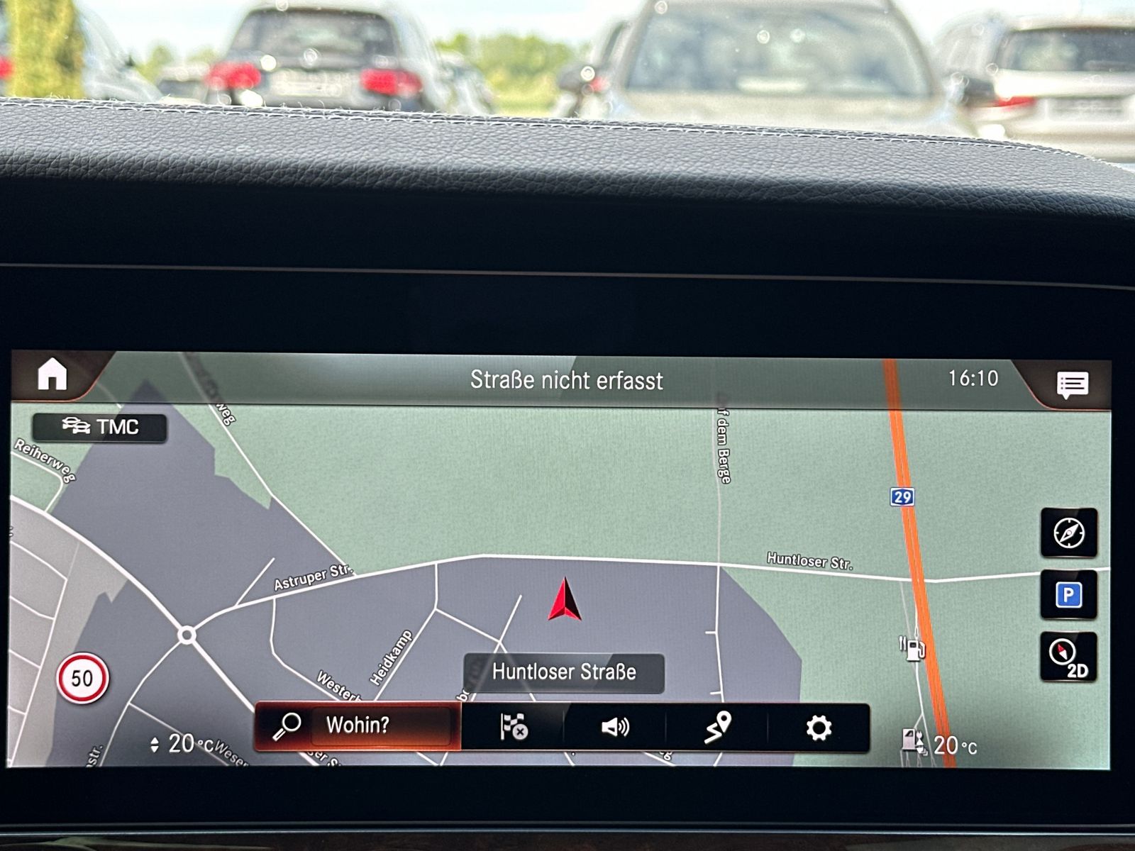 Fahrzeugabbildung Mercedes-Benz E 300e T AMG-Line NAV+LED+360°+PANO+WIDE+CARPLAY