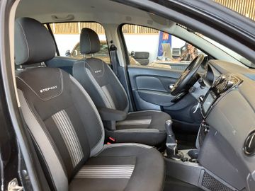 Dacia Sandero II Stepway Celebration *NAVI*PDC*KLIMA*