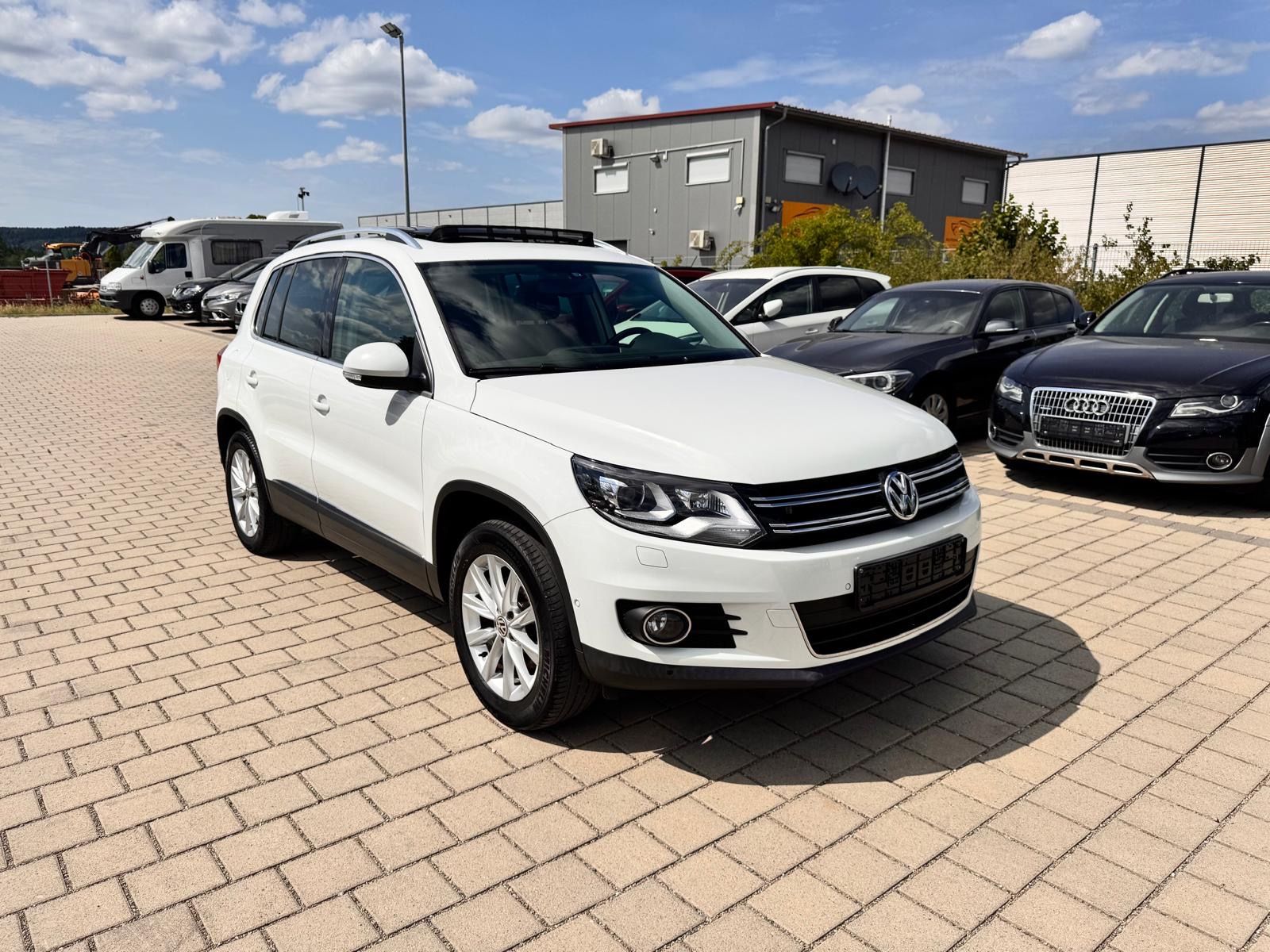 VW Tiguan 2.0 TDI 4x4 ALLRAD PANORAMA/DSG/AHK