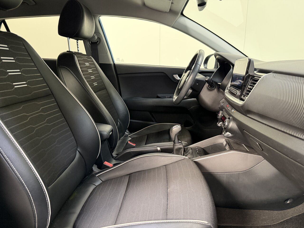 Kia Stonic 1.0 Benzine Man. - GPS - 30 000KM - Topst imagem 2