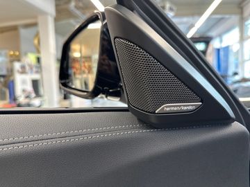 BMW Z4 M40i Head-Up HK HiFi DAB LED WLAN RFK Shz