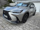Lexus NX 350h E-FOUR Executive Line 360 NAVI PANO HUD  - Lexus aus 2023