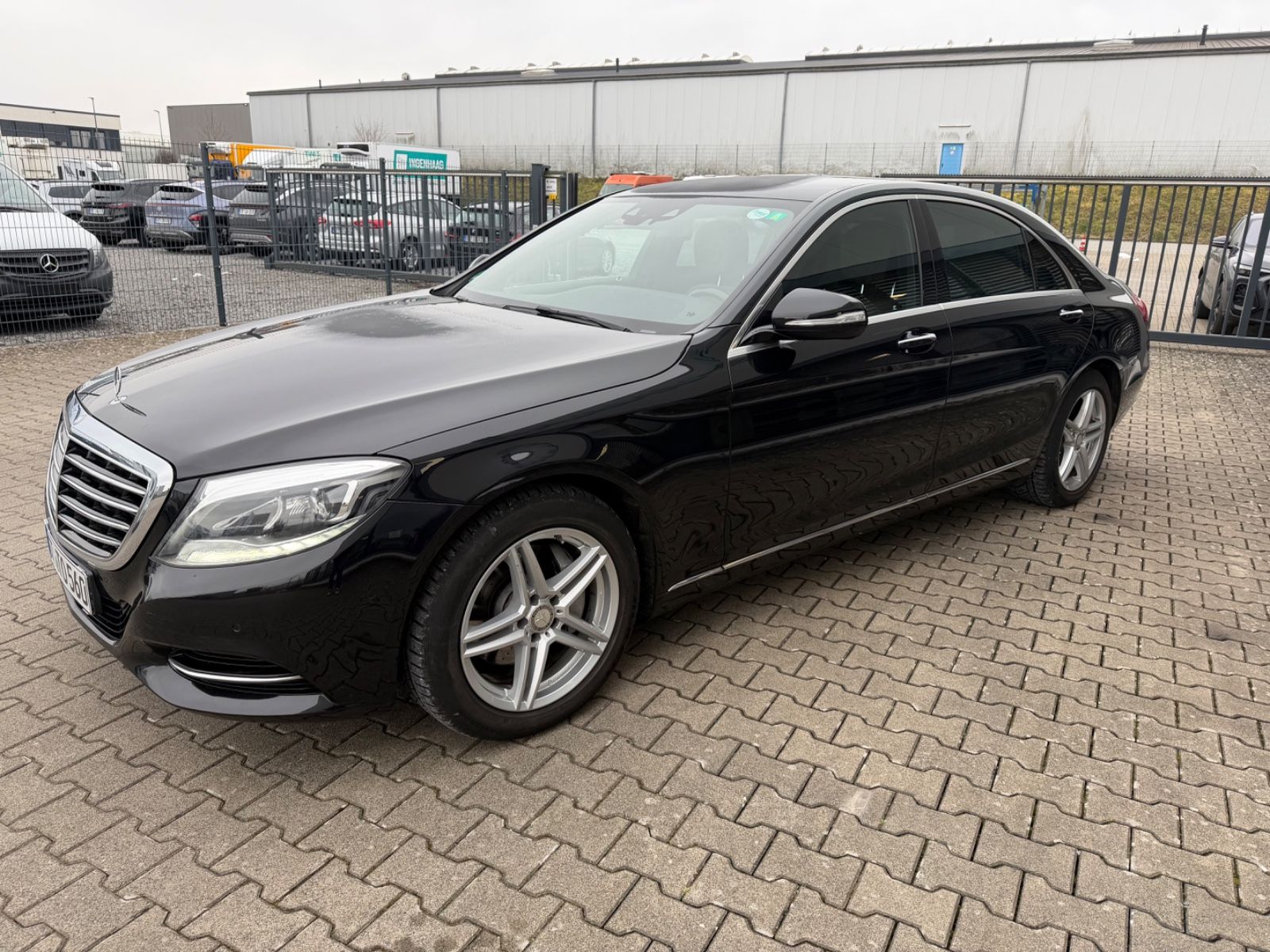 Fahrzeugabbildung Mercedes-Benz S 350 d Bluetec Lang Navi