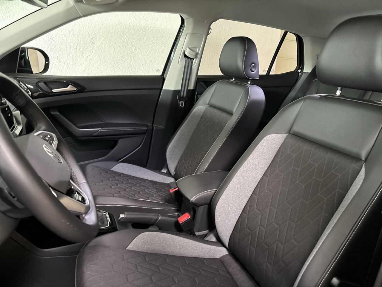 Volkswagen T-Cross 1.0 TSI GOAL OPF DSG LWS SHZ MAL USB DAB foto 5