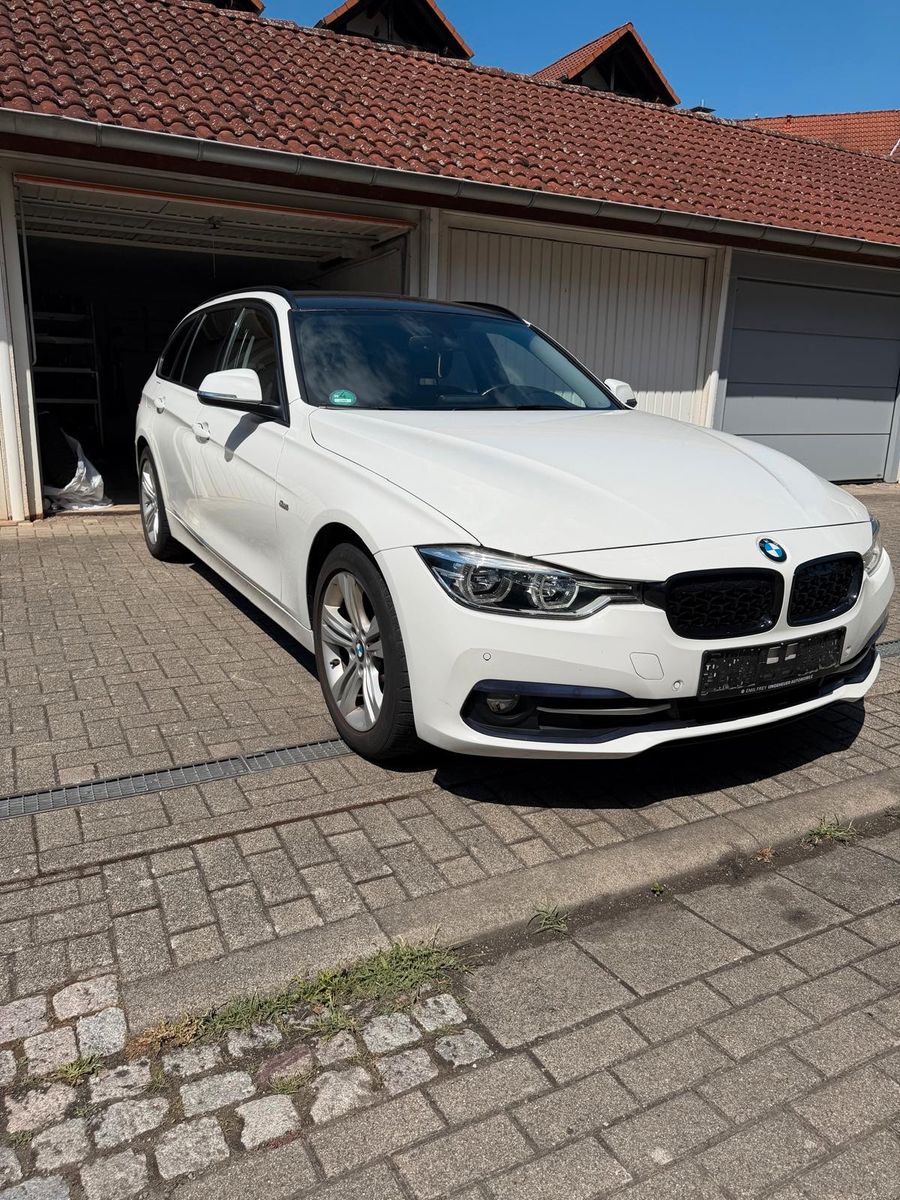 BMW 320i Touring Sport Line Sport Line