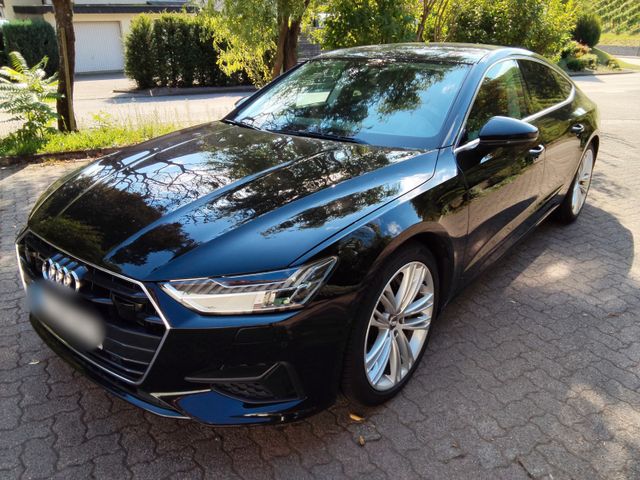 AUDI A7 55 TFSI S tronic quattro-LP ca. 103.000 Euro