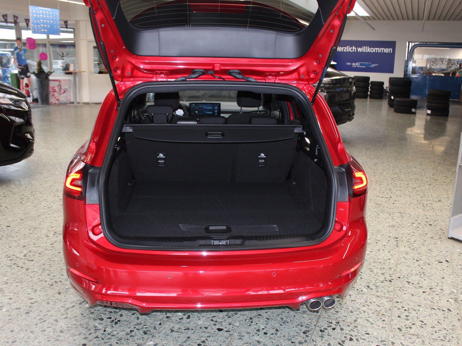 Fahrzeugabbildung Ford Focus ST-Line 1,0 EcoBoost Mild Hybrid
