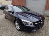 Mercedes-Benz CLA 220 Shooting Brake 4Matic - blaue Mercedes-Benz CLA 220 Shooting Brake
