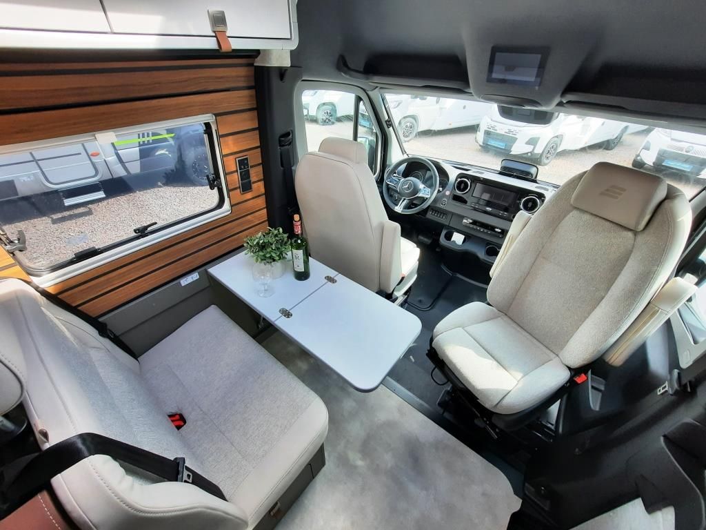 Fahrzeugabbildung HYMER / ERIBA / HYMERCAR Camper Van Grand Canyon S 600 Verfüg./Sale 9.965