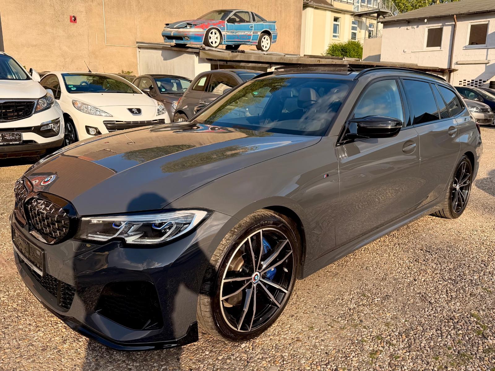BMW M340d Touring xDrive, Panorama, HeadUp, Carbon