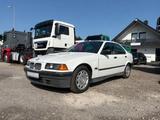 BMW 316i E36 Limousine Alpinweiss 3 - BMW 316: 316i E36