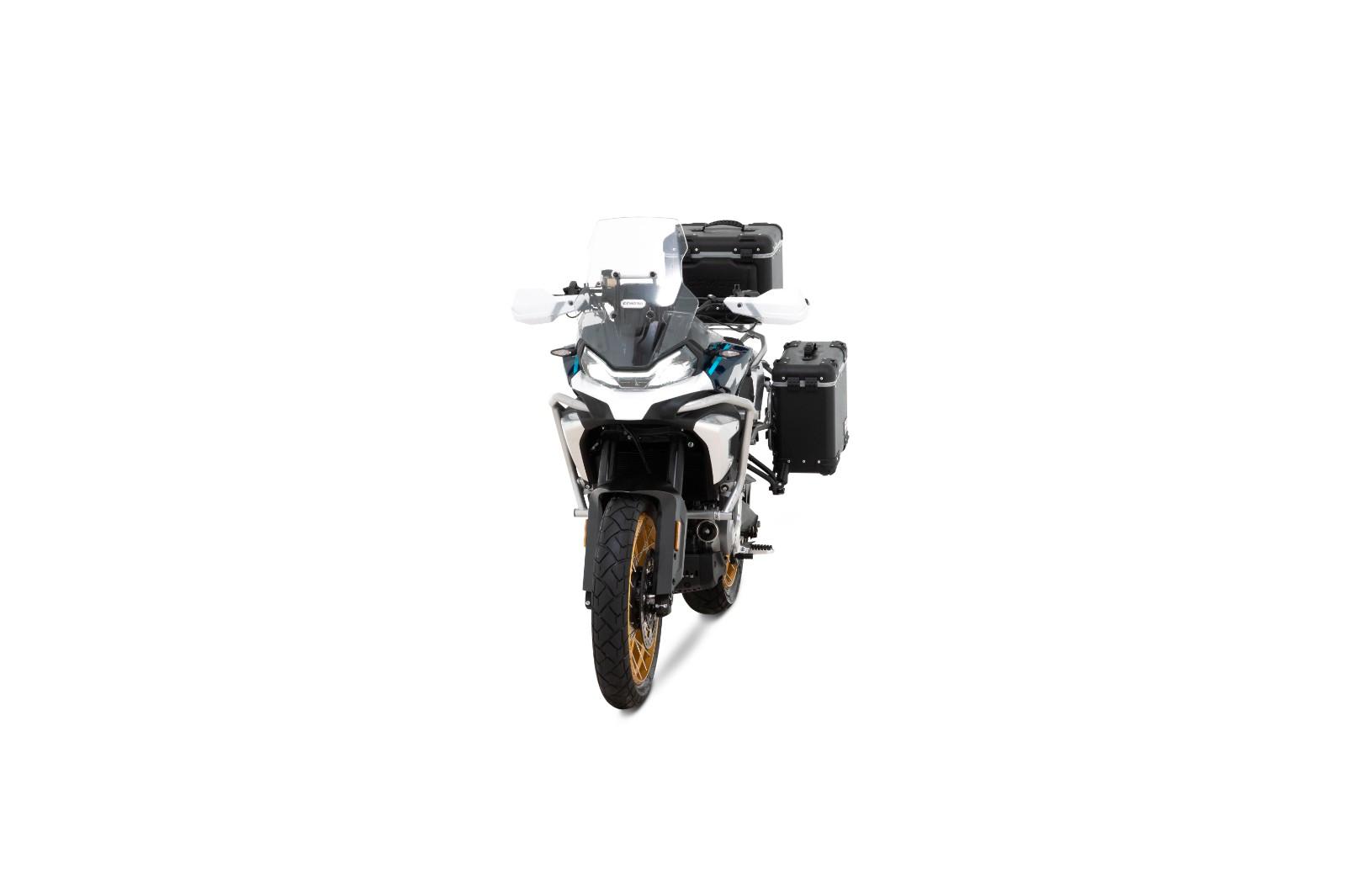 CFMOTO 700 MT inkl. Kofferset und Sturzbügel