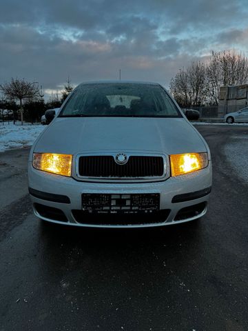 Skoda Škoda Fabia 1.2Tüv 10/25-Winterreifen-wen...