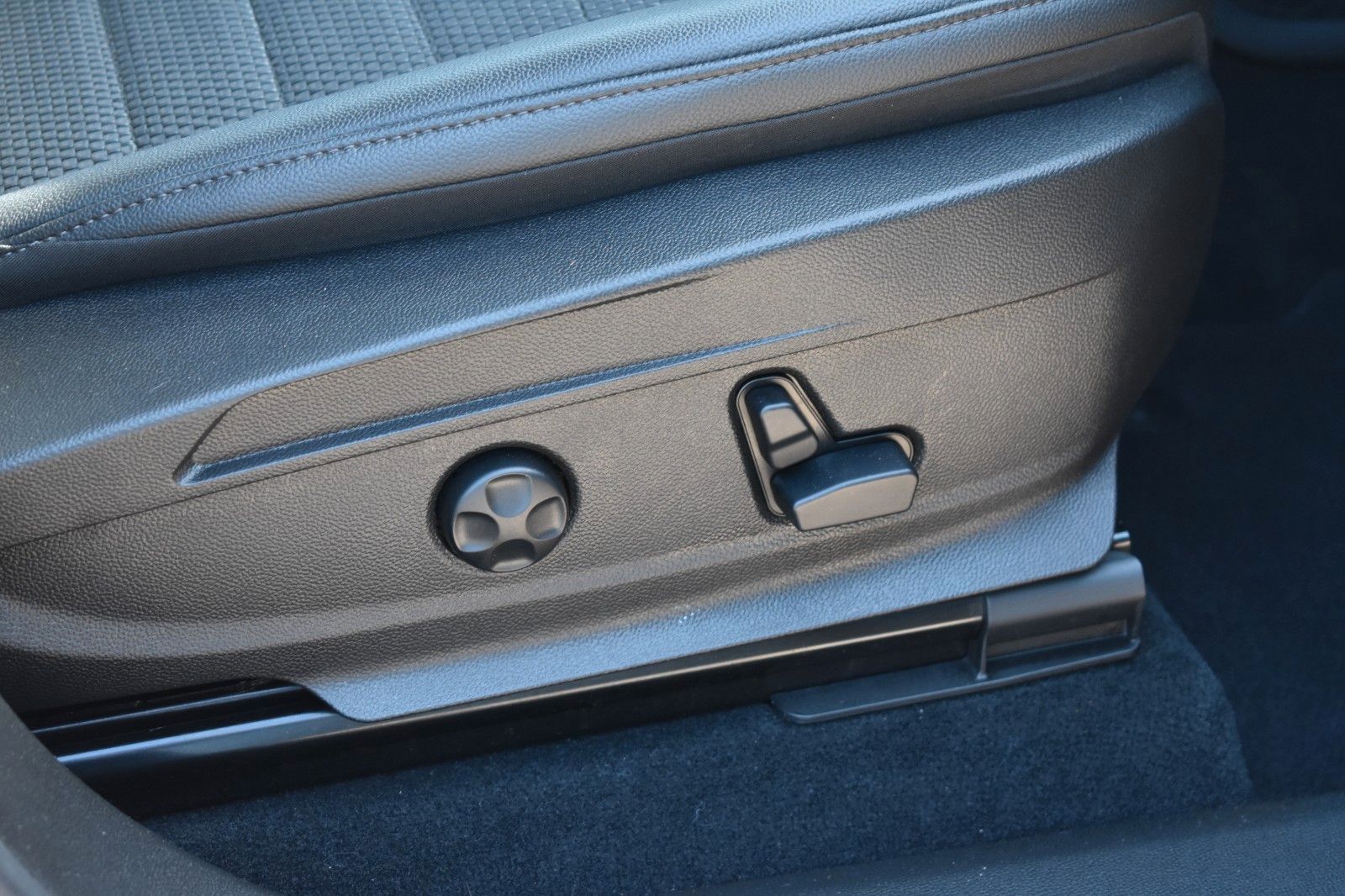 Fahrzeugabbildung Alfa Romeo Stelvio Super Q4 Keyless Go AHK