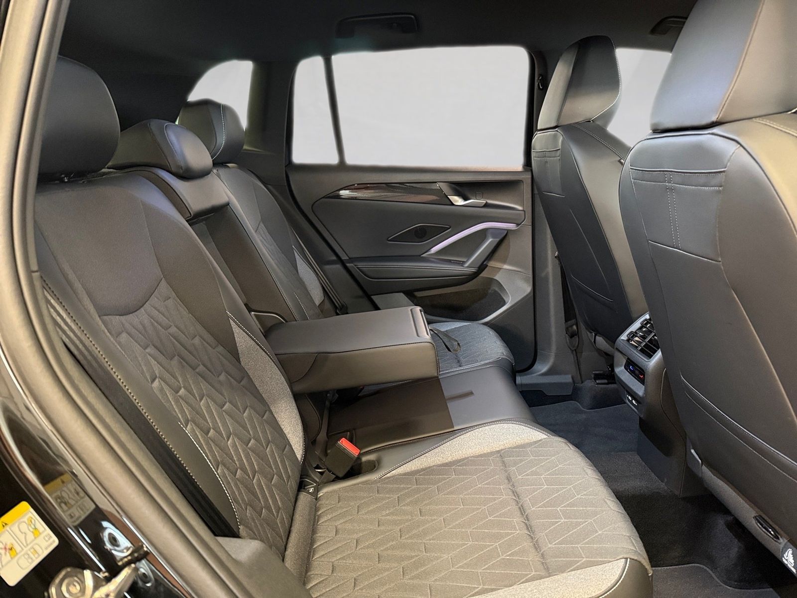 Volkswagen Tiguan - Bild 11
