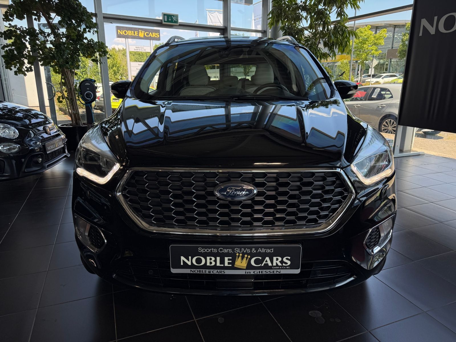 Fahrzeugabbildung Ford Kuga Vignale Allrad PANO AHK SONY XENON