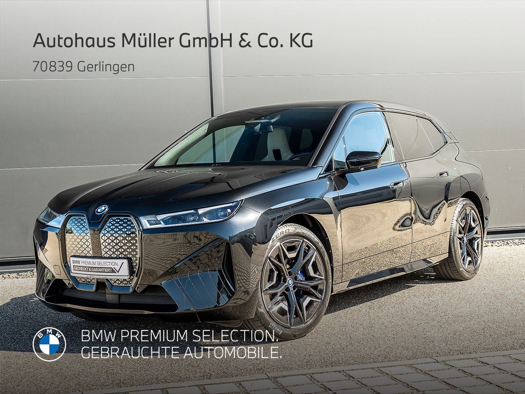 BMW iX