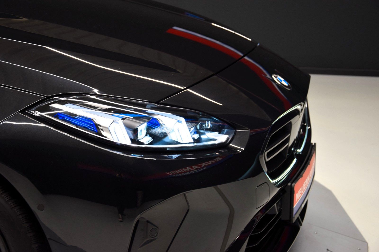 Fahrzeugabbildung BMW M135 i xDrive Pano HuD ACC AHK h/k Memory Kamera