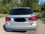 Mercedes-Benz C 220 d 4MATIC T Autom. - - Mercedes-Benz C 220 Gebrauchtwagen in Berlin