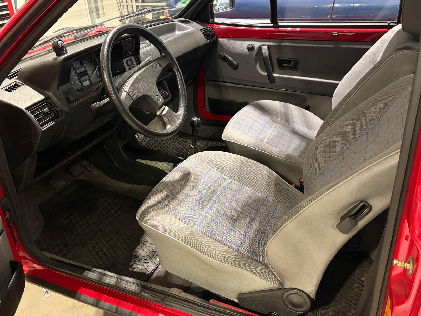 Fahrzeugabbildung Volkswagen Polo Coupe GT, Einzigartig aus 1. Hd mit 59 tkm