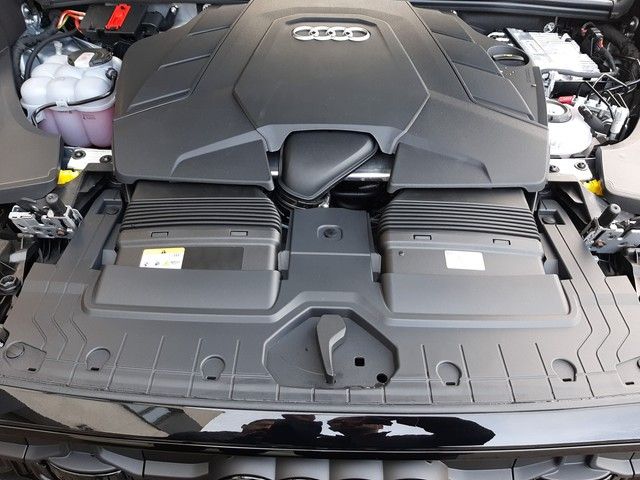 Fahrzeugabbildung Audi Q8 SUV S line TFSIe AHK PANO Laser 23" B&O HuD